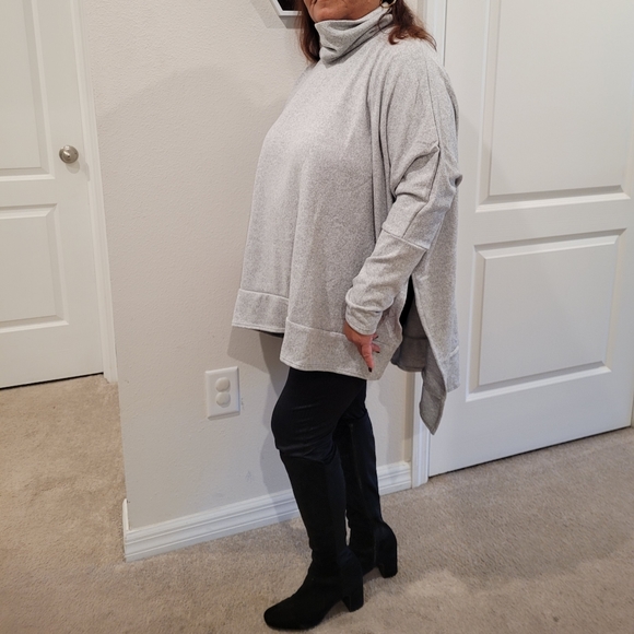 Plus Size Melange Cowl neck Oversized Sweater ✨️ - Picture 5 of 11